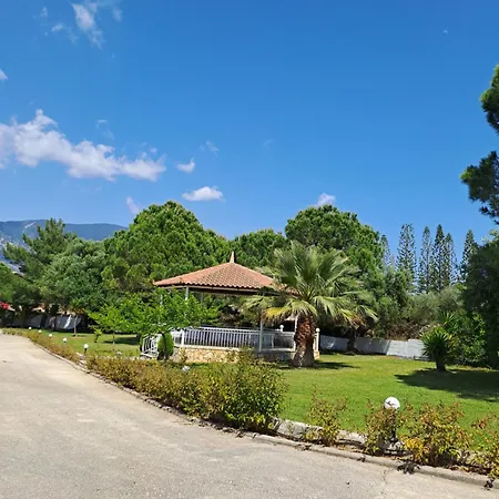 Ferienhaus Dimitris Group