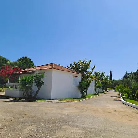 Ferienhaus Dimitris Group *