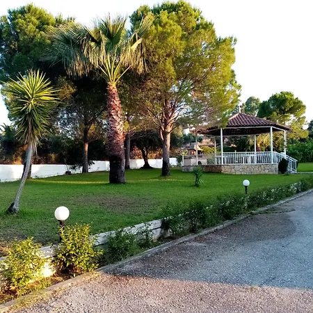 Ferienhaus Dimitris Group